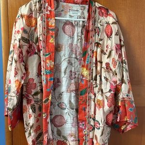 Size small Johnny Was short kimono top
